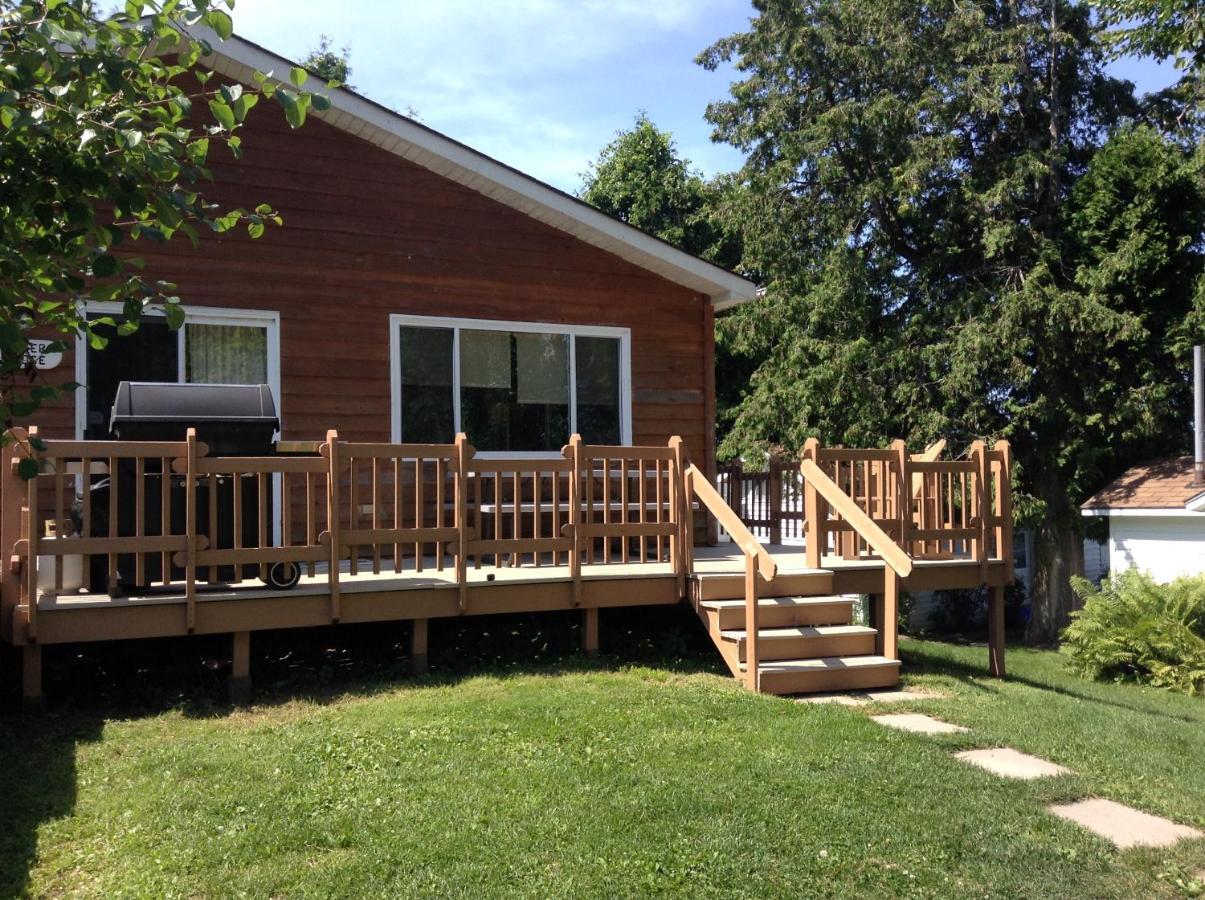 Merland Park Cottages And Motel Picton Exterior foto